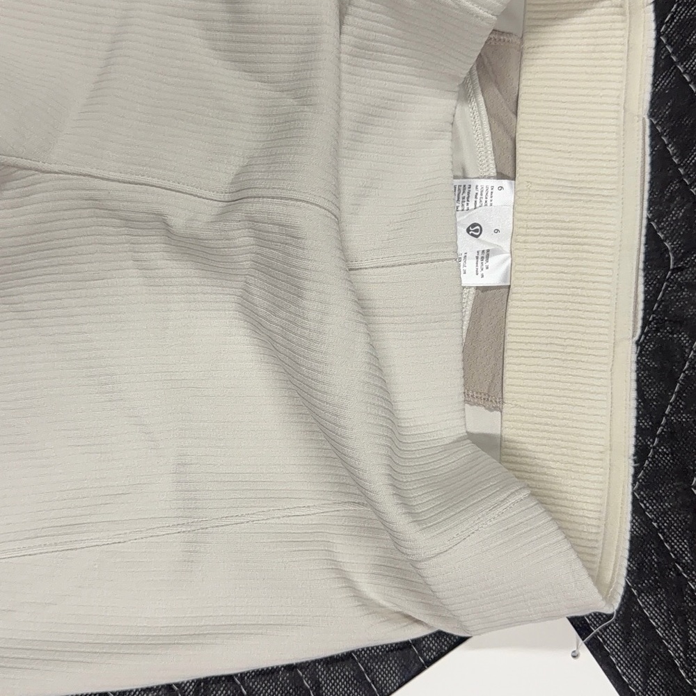 Lululemon Athletica Softstreme Ribbed Skirt in Cream